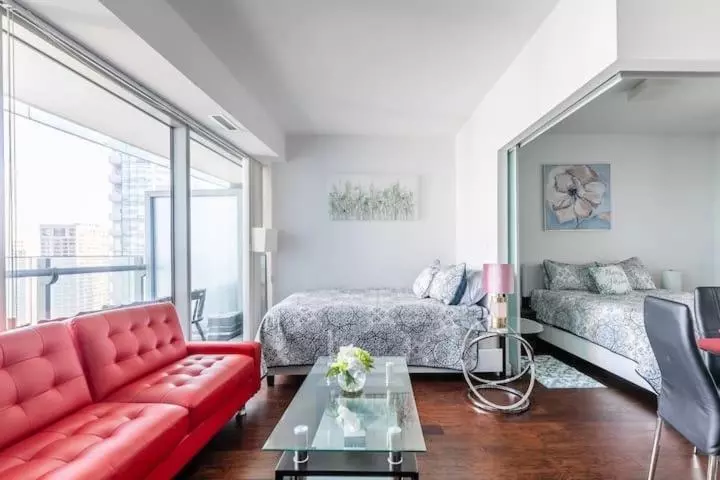 ホテル Comfort Opulence Suites Downtown High Floor Condo With Balcony City View