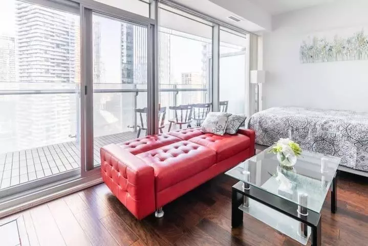 ホテル Comfort Opulence Suites Downtown High Floor Condo With Balcony City View