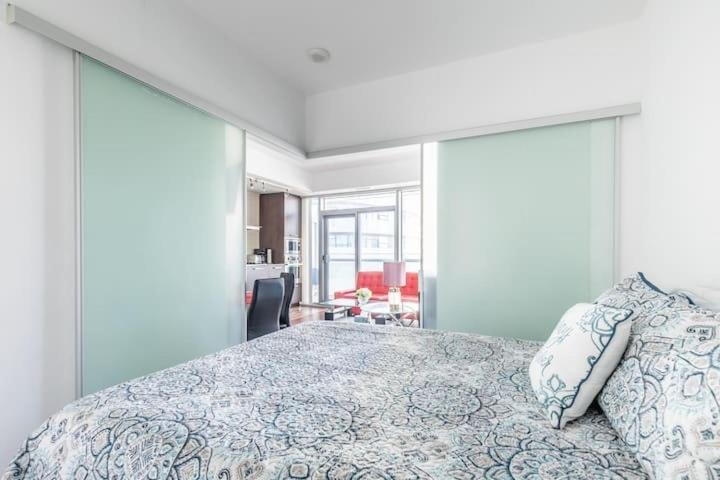 호텔 Comfort Opulence Suites Downtown High Floor Condo With Balcony City View