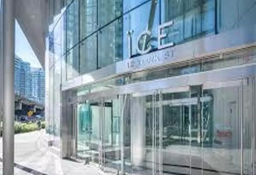 ホテル Comfort Opulence Suites Downtown High Floor Condo With Balcony City View