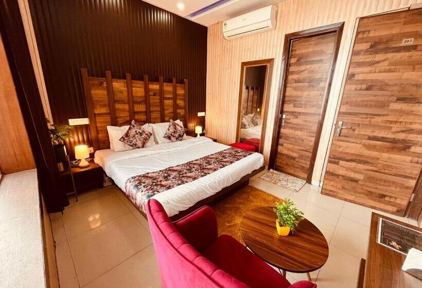 호텔 Green Balli Inn, Nanital