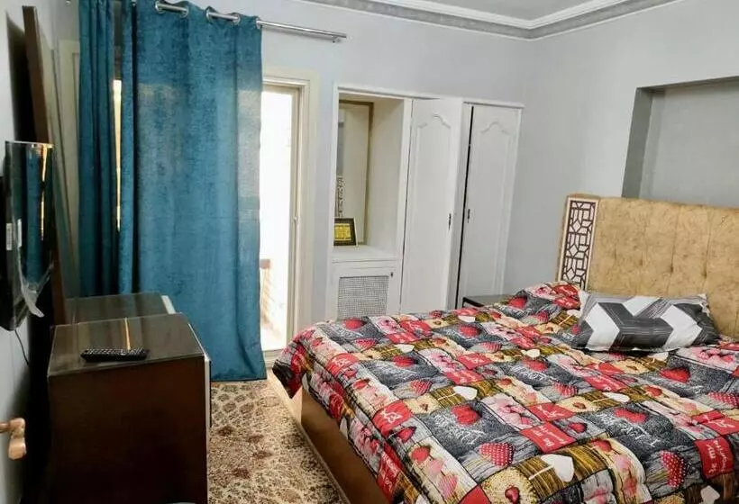 هتل Alexandria Apartments