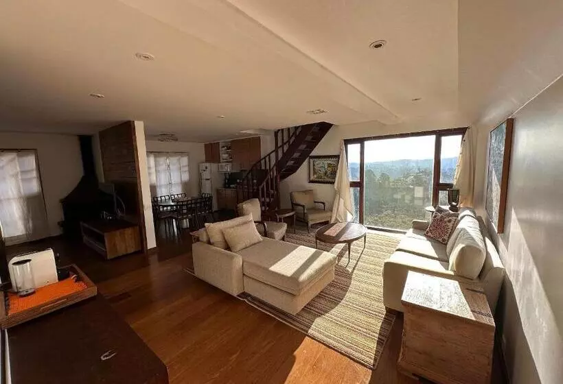 ホテル Lindo Duplex Em Campos Do Jordão