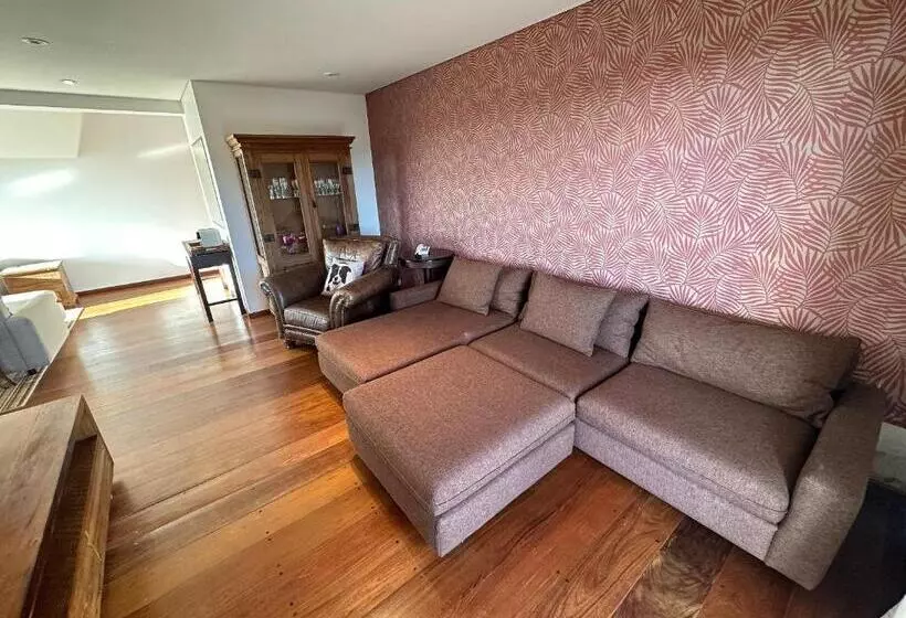 ホテル Lindo Duplex Em Campos Do Jordão