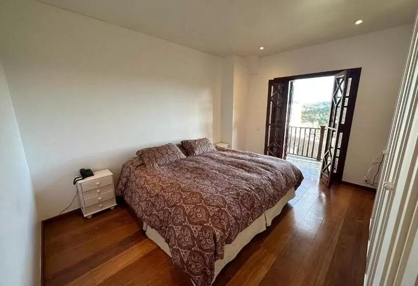 ホテル Lindo Duplex Em Campos Do Jordão