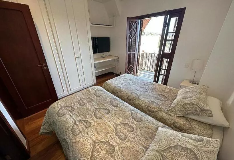 ホテル Lindo Duplex Em Campos Do Jordão