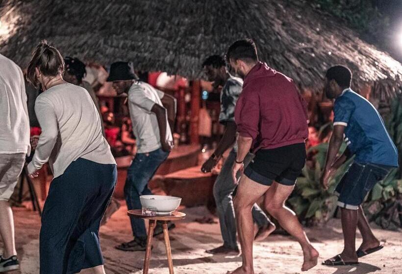 هتل Pili Pili Oasis