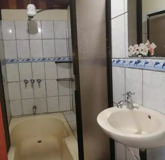 Malinche Hostel