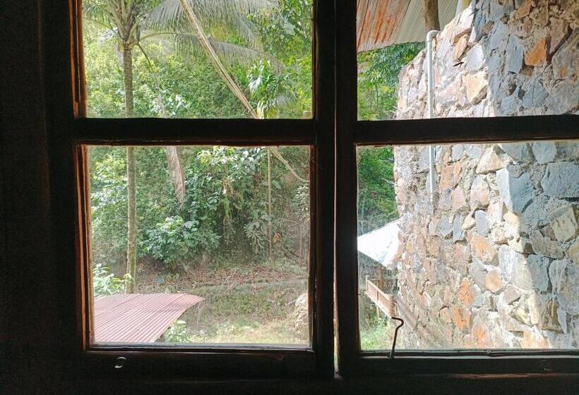 펜션 Back To Nature Ecotourism