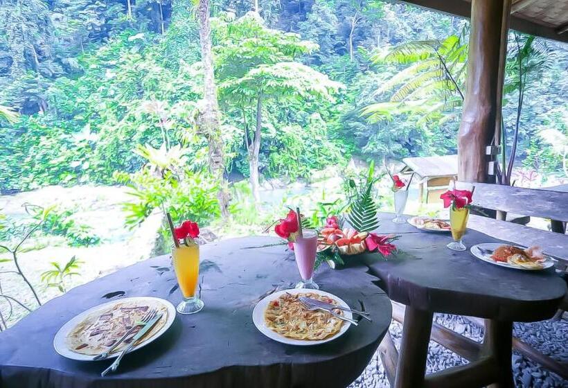 펜션 Back To Nature Ecotourism