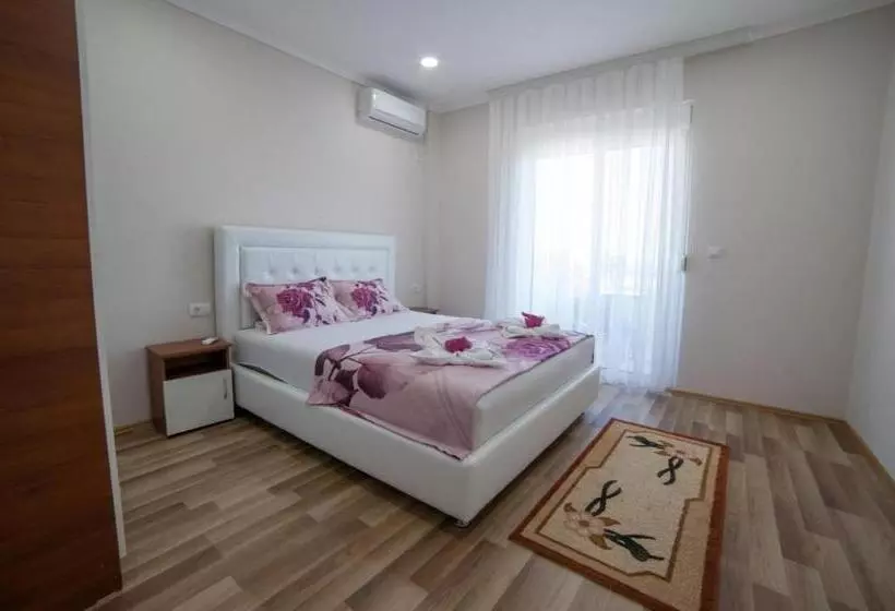 پانسیون L&i Villa