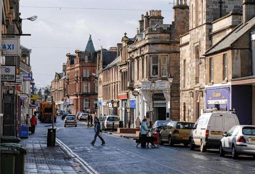 Majatalo Nairn View Guest House