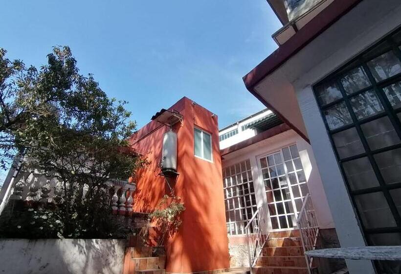 ペンション Posada Los Limones