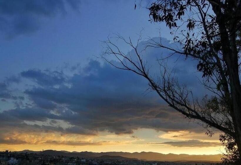 ペンション Posada Los Limones