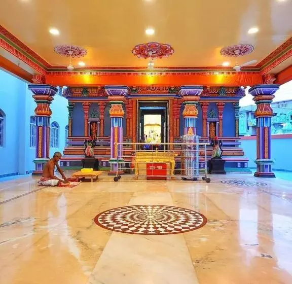 Pension Shri Ramlala Sadan Devsthanam