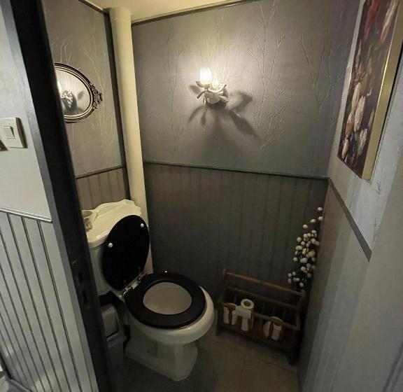 פנסיון The Annex