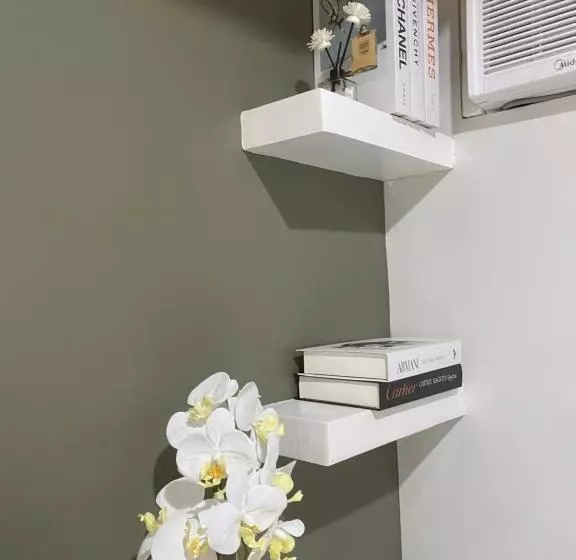 Na Suites At Pine Suites Tagaytay