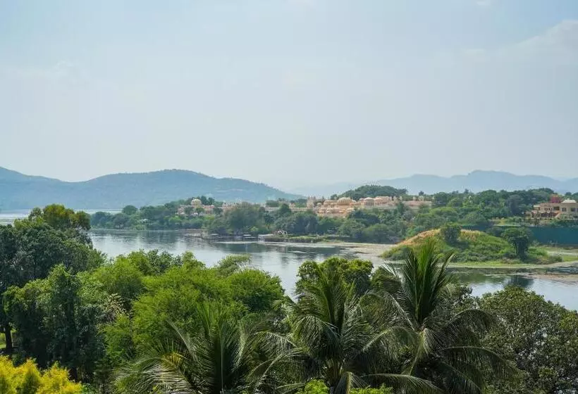 Aaj Haveli   Lake Facing Boutique Hotel By Levelup Hotels