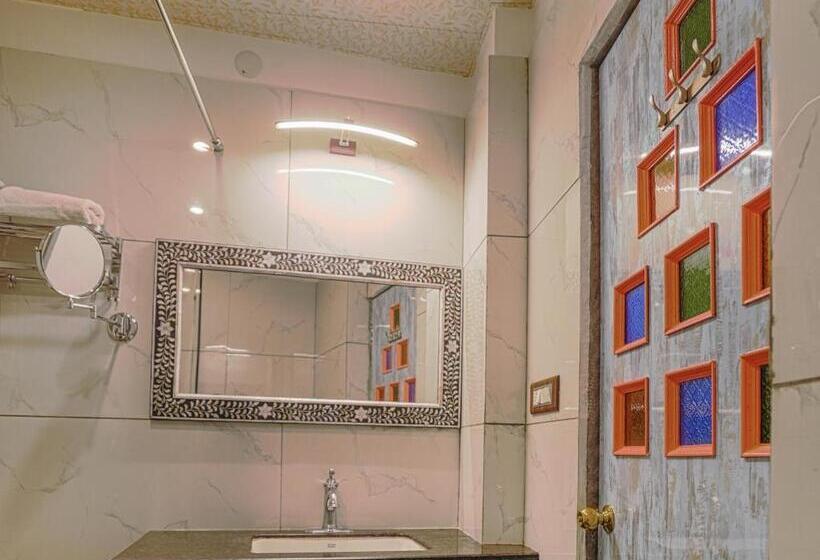 Aaj Haveli   Lake Facing Boutique Hotel By Levelup Hotels