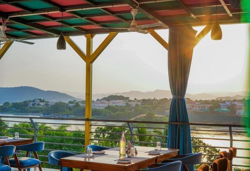 Aaj Haveli   Lake Facing Boutique Hotel By Levelup Hotels