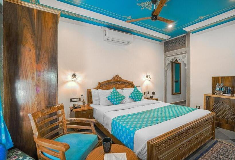 Aaj Haveli   Lake Facing Boutique Hotel By Levelup Hotels