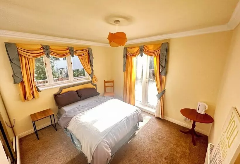 Aamiaismajoitus (B&B) Reemdale