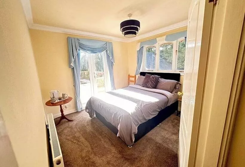 Aamiaismajoitus (B&B) Reemdale