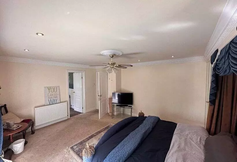 Aamiaismajoitus (B&B) Reemdale