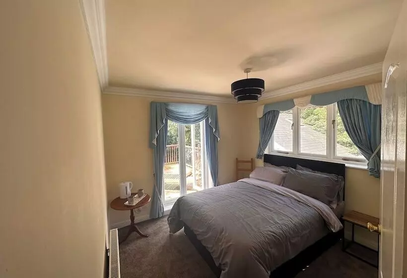 Aamiaismajoitus (B&B) Reemdale