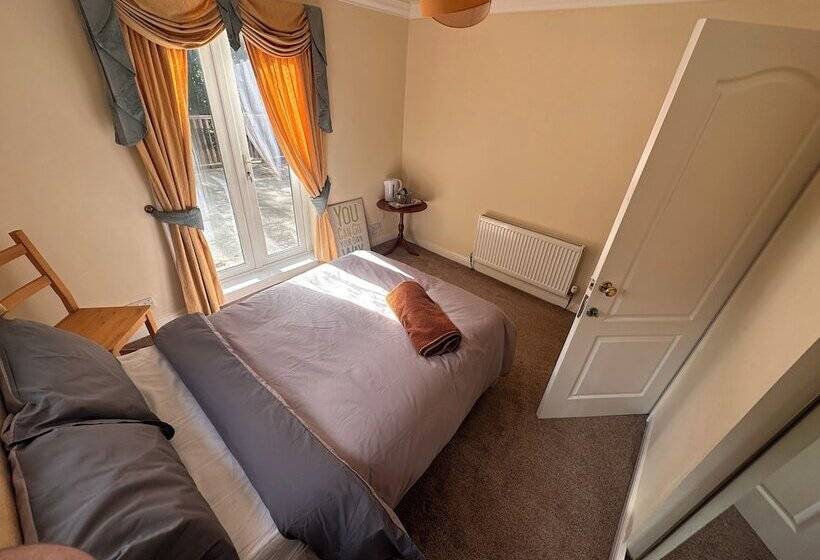 مبيت وإفطار Reemdale