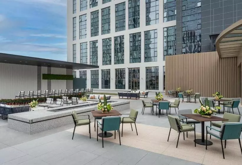 Even Hotel Zhongshan City Center, An Ihg