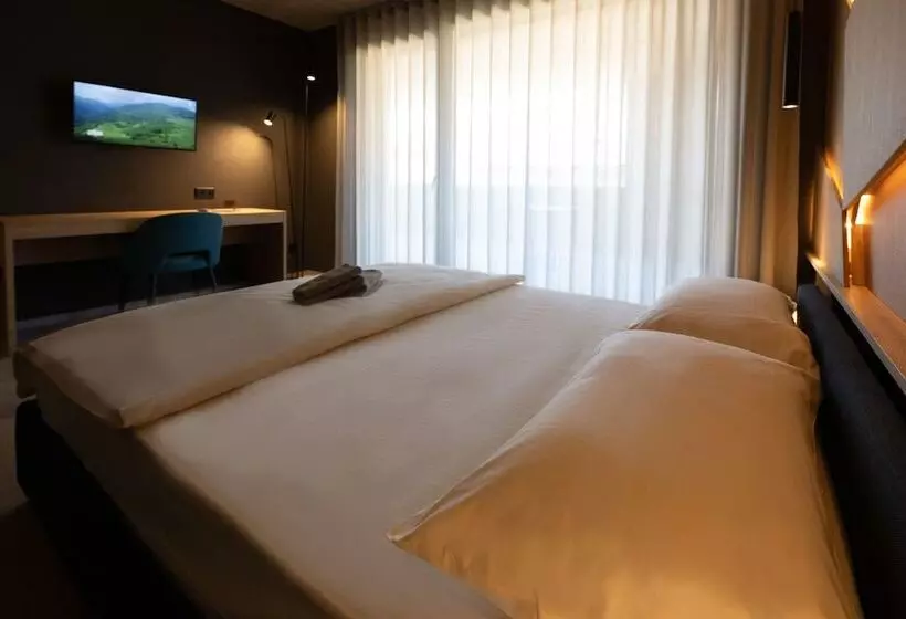 Hostelli 6532 Smart Hotel   Self Check In