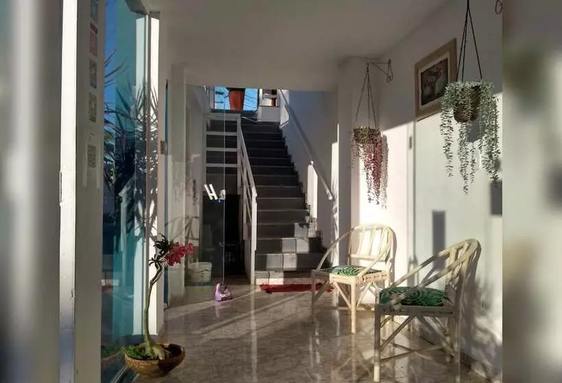 簡易ホテル Pousada Bellmar