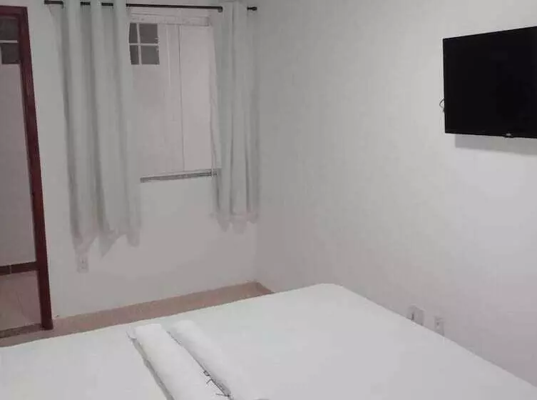 簡易ホテル Pousada Bellmar