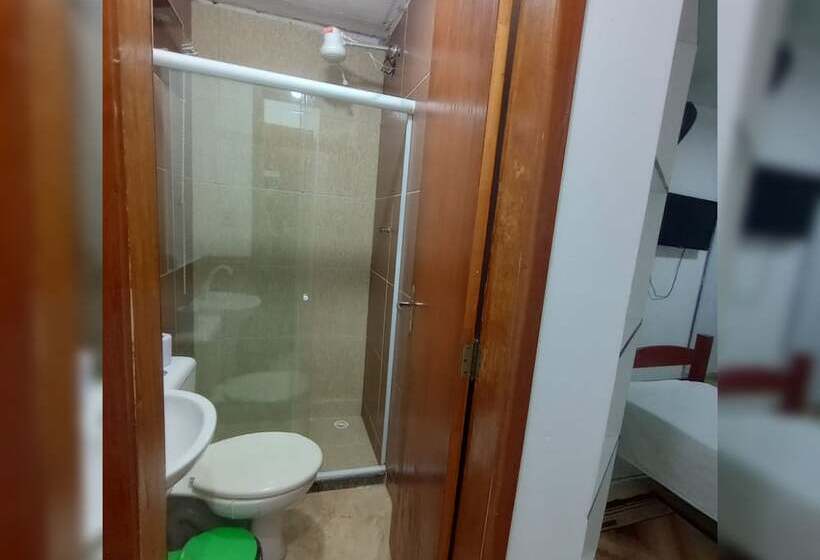 Hostal Pousada Bellmar