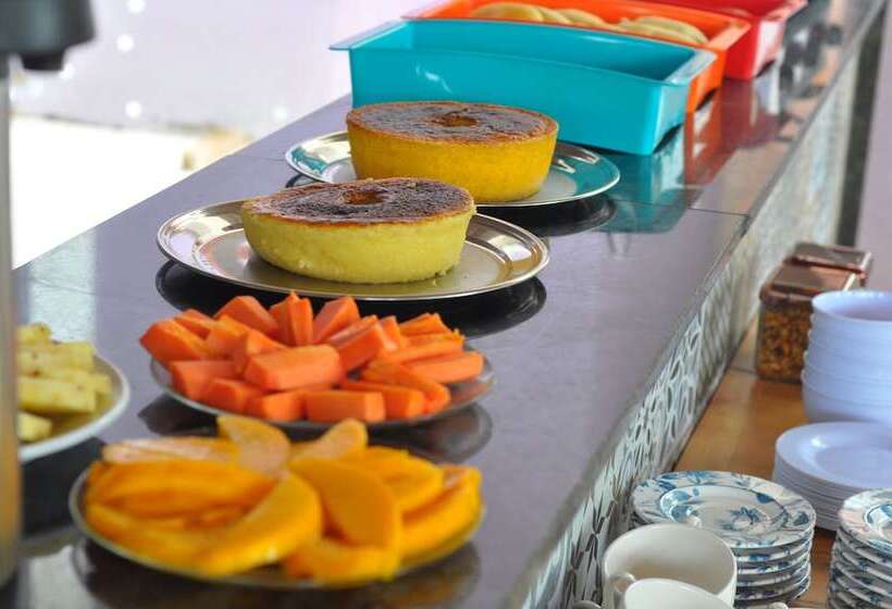 פונדק Pousada Pedras Quentes