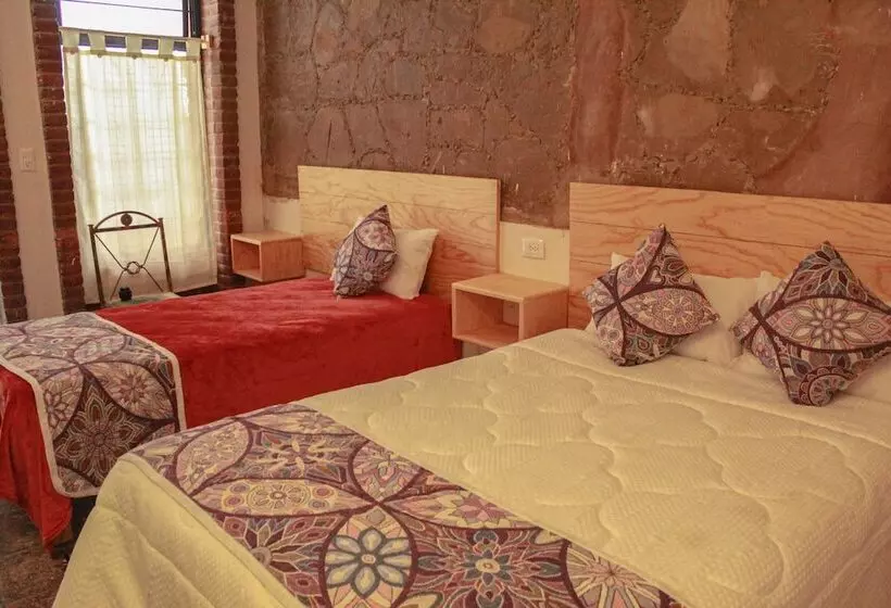 ホテル De La Capilla