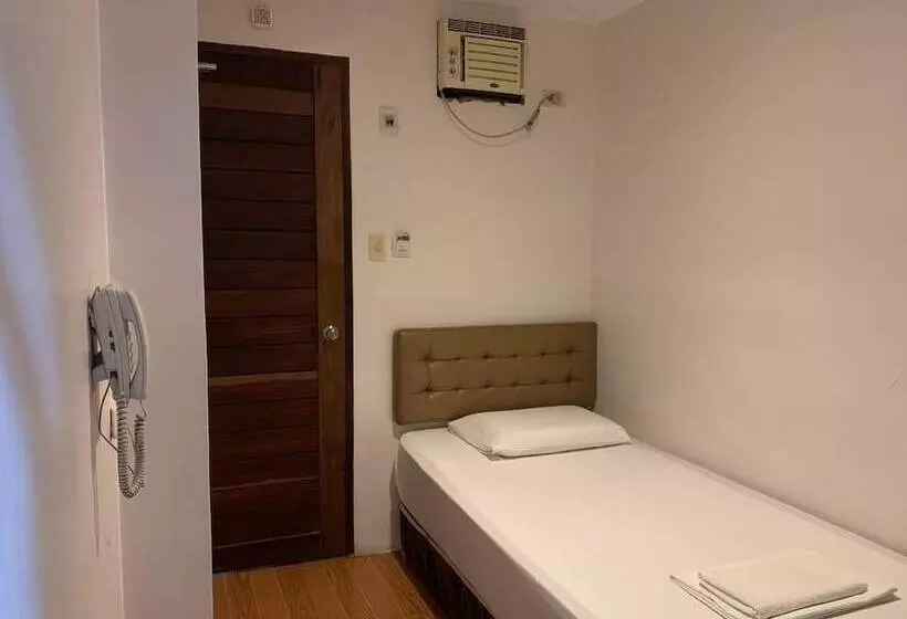 ホテル Fb Budgetel Suites Agusan