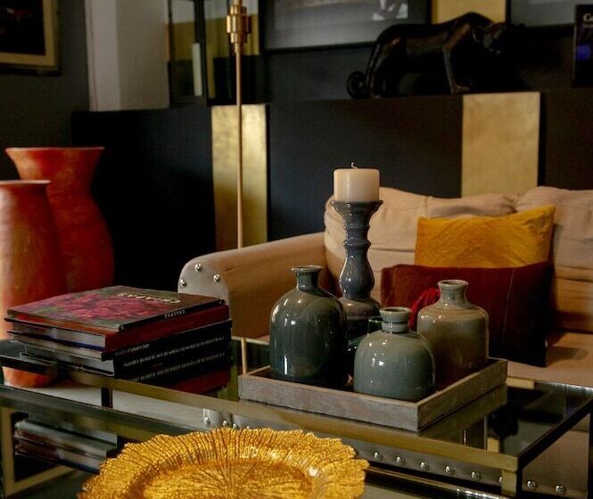 ホテル Internacional