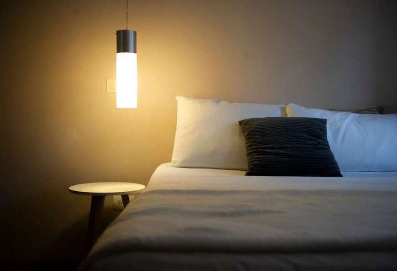 ホテル Internacional