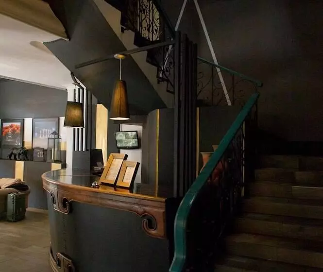 ホテル Internacional