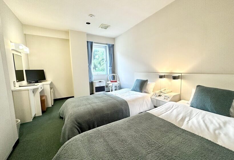 בית מלון כפרי Justice