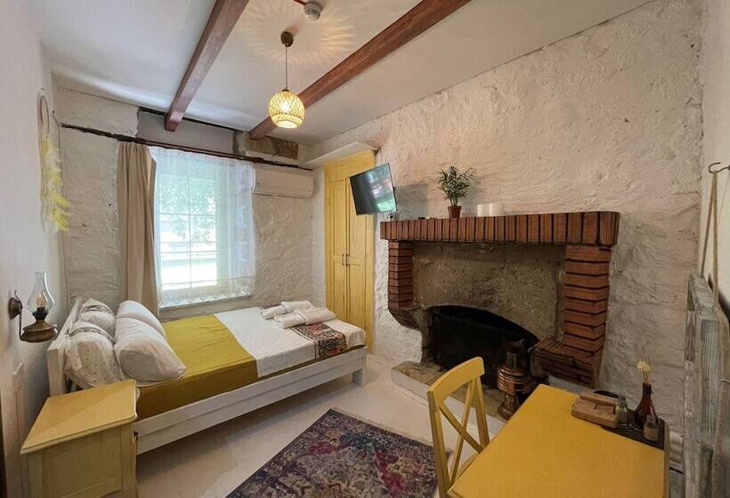 ホテル Nadide Duru Alacati