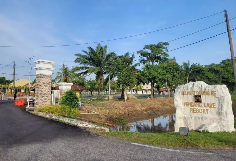 ホテル Pendanglakeresort