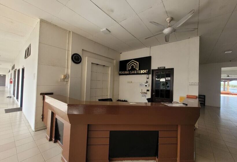 호텔 Pendanglakeresort