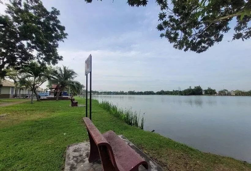 ホテル Pendanglakeresort