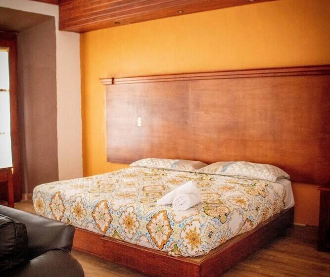 فندق Plaza Landa