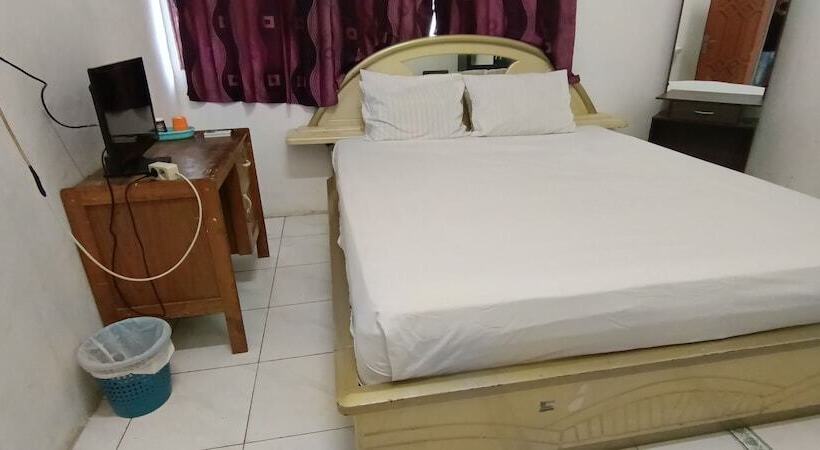 Отель Spot On 92338 Karin Kost