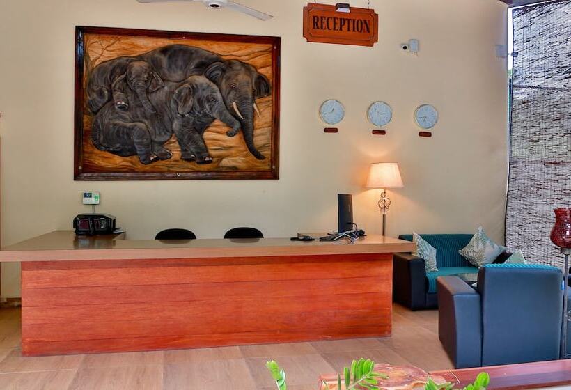 בית מלון כפרי Tepraas Sigiriya