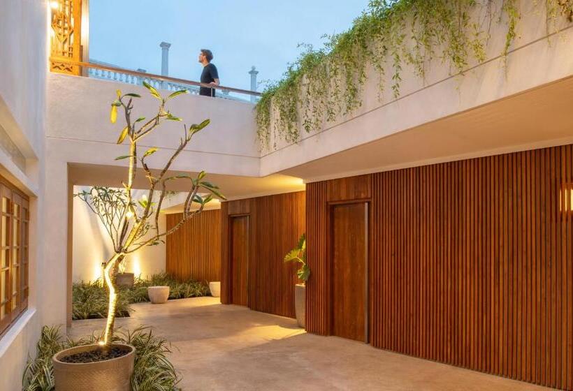 ホテル The Charleston